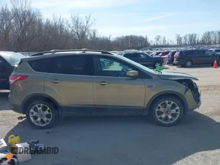 2013 Ford Escape SEL с VIN 1FMCU9HX4DUC34174, выставлен на аукционе IAAI как лот 41781517 с пробегом Не указан миль и . История ставок и продаж доступна на DreamBid. Изображение 13.