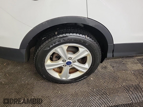 2016 Ford Escape SE с VIN 1FMCU9GX0GUB00929, выставлен на аукционе IAAI как лот 42503267 с пробегом 95 079 миль миль и . История ставок и продаж доступна на DreamBid. Изображение 42.