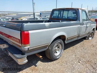 1989 Ford 1/2 Ton Trucks with VIN 1FTDF15N8KNB43830, listed as a IAAI auction lot 41905103 with 69,156 mi miles. Bid and sale history available at carsss.com. Image 4.