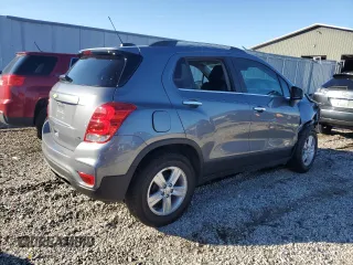 2020 Chevrolet Trax LT z VIN 3GNCJLSB7LL321218, wystawiony jako Copart lot #79774344 z przebiegiem Nie podano mil oraz Szkody całkowita. Historia ofert i sprzedaży dostępna na DreamBid. Obrazek 3.