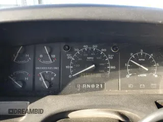 1994 Ford Bronco XL с VIN 1FMEU15N0RLA76670, выставлен на аукционе Copart как лот 46048315 с пробегом 269 968 миль миль и Списание • Salvage title. История ставок и продаж доступна на DreamBid. Изображение 9.