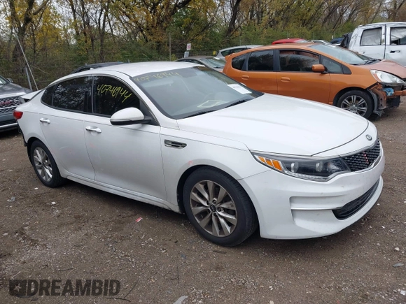 2017 Kia Optima EX with VIN 5XXGU4L38HG153641, listed as a IAAI auction lot 40746944 with 139,349 mi miles. Bid and sale history available at carsss.com. Image 1.