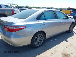 2015 Toyota Camry XLE with VIN 4T1BF1FK9FU109916, listed as a IAAI auction lot 41985371 with 113,357 mi miles. Bid and sale history available at carsss.com. Image 4.