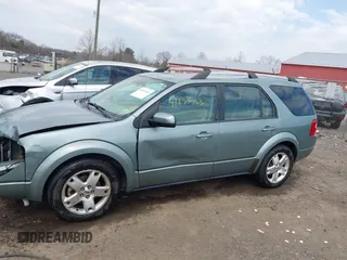 2006 Ford Freestyle Limited with VIN 1FMDK06106GA17968, listed as a IAAI auction lot 41833463 with 226,837 mi miles. Bid and sale history available at carsss.com. Image 14.