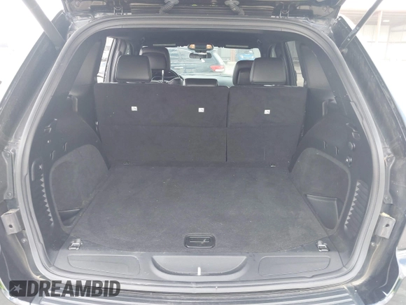 2021 Jeep Grand Cherokee Laredo X with VIN 1C4RJFAG2MC516111, listed as a IAAI auction lot 42222439 with 60,888 mi miles and . Bid and sale history available at DreamBid. Image 18.