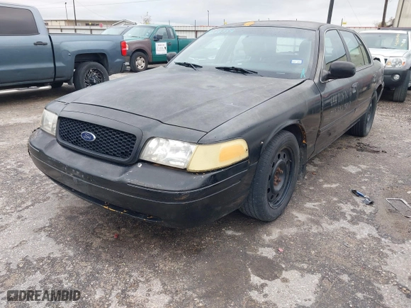 2011 Ford Crown Victoria with VIN 2FABP7AV4BX166216, listed as a IAAI auction lot 41268754 with 205,308 mi miles. Bid and sale history available at carsss.com. Image 2.