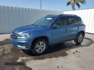 2017 Volkswagen Tiguan S z VIN WVGAV7AX7HK009929, wystawiony jako Copart lot #52893595 z przebiegiem 88 659 mil mil oraz Tytuł czysty. Historia ofert i sprzedaży dostępna na DreamBid. Obrazek 1.