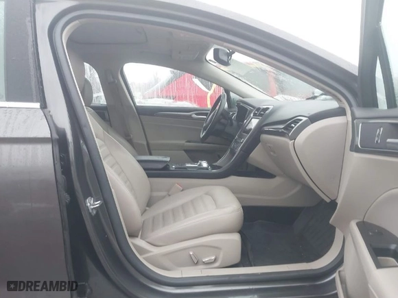 2017 Ford Fusion Energi SE with VIN 3FA6P0PU6HR203037, listed as a IAAI auction lot 41567334 with 96,852 mi miles. Bid and sale history available at carsss.com. Image 5.