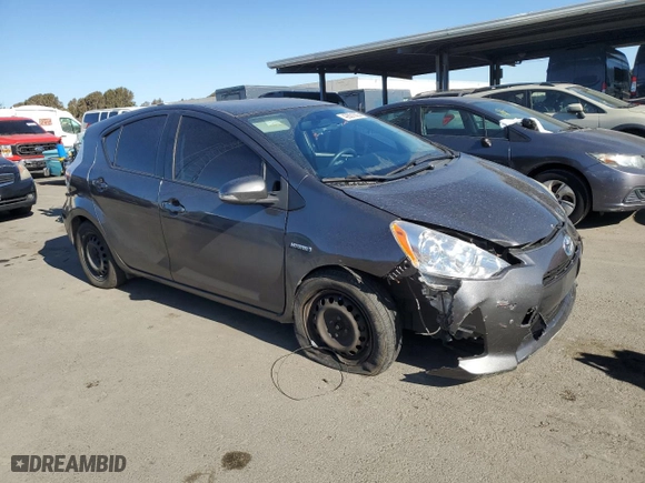 2014 Toyota Prius c One with VIN JTDKDTB35E1067331, listed as a Copart auction lot 42801005 with 257,046 mi miles and Salvage Title. Bid and sale history available at carsss.com. Image 4.