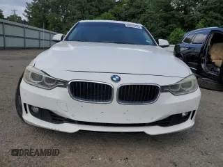 2015 BMW 3 Series 328i z VIN WBA3A5G53FNS90977, wystawiony jako Copart lot #60693435 z przebiegiem 154 136 mil mil oraz Szkoda całkowita • Salvage title. Historia ofert i sprzedaży dostępna na DreamBid. Obrazek 5.