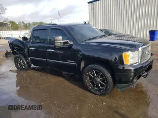 2007 GMC Sierra Denali z VIN 2GTEK638871647619, wystawiony jako Copart lot #87850375 z przebiegiem 158 019 mil mil oraz Szkody całkowita. Historia ofert i sprzedaży dostępna na DreamBid. Obrazek 4.