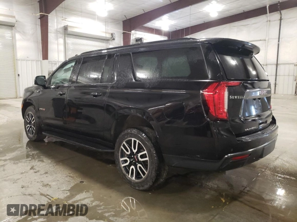 2021 GMC Yukon XL AT4 with VIN 1GKS2HKD7MR309178, listed as a Copart auction lot 69046394 with 30,399 mi miles and Salvage Title. Bid and sale history available at carsss.com. Image 2.