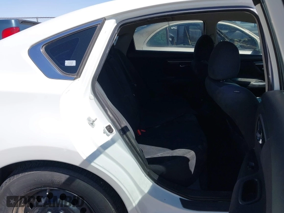 2015 Nissan Altima SL with VIN 1N4AL3APXFN332862, listed as a IAAI auction lot 41937106 with 151,527 mi miles and . Bid and sale history available at DreamBid. Image 8.