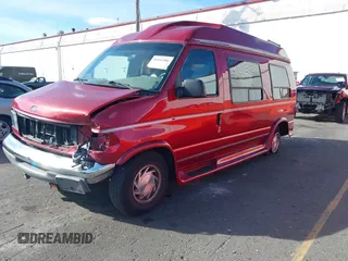 1997 Ford Econoline Commercial z VIN 1FDEE14L2VHA42143, wystawiony jako IAAI lot #40406986 z przebiegiem 190 938 mil mil oraz . Historia ofert i sprzedaży dostępna na DreamBid. Obrazek 2.