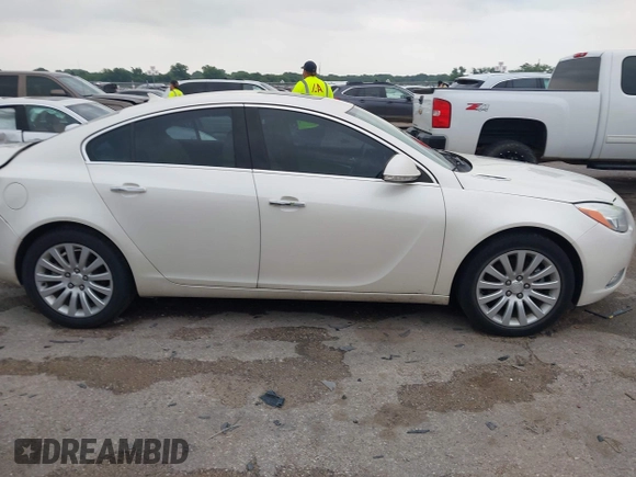 2013 Buick Regal Turbo Premium 1 z VIN 2G4GS5EV2D9220208, wystawiony jako IAAI lot #42281281 z przebiegiem 157 452 mil mil oraz . Historia ofert i sprzedaży dostępna na DreamBid. Obrazek 13.