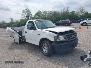 2001 Ford F-150 XL z VIN 1FTZF17261NB16133, wystawiony jako IAAI lot #42166398 z przebiegiem Nie podano mil oraz . Historia ofert i sprzedaży dostępna na DreamBid. Obrazek 1.