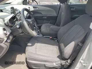 2015 Chevrolet Sonic LT with VIN 1G1JC5SH3F4178085, listed as a Copart auction lot 61368025 with 136,457 mi miles and Clean title. Bid and sale history available at DreamBid. Image 7.
