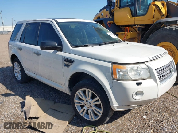 2010 Land Rover LR2 HSE z VIN SALFT2BN8AH208550, wystawiony jako IAAI lot #41738140 z przebiegiem 167 008 mil mil oraz . Historia ofert i sprzedaży dostępna na DreamBid. Obrazek 1.