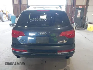 2014 Audi Q7 Premium Plus z VIN WA1LGAFE1ED014792, wystawiony jako IAAI lot #39705499 z przebiegiem 128 659 mil mil oraz . Historia ofert i sprzedaży dostępna na DreamBid. Obrazek 15.