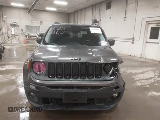 2016 Jeep Renegade Latitude with VIN ZACCJBBT5GPD69471, listed as a IAAI auction lot 40650863 with 137,944 mi miles. Bid and sale history available at carsss.com. Image 12.