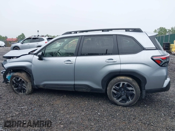 2025 Subaru Forester Limited с VIN JF2SLDRC4SH416319, выставлен на аукционе IAAI как лот 42376011 с пробегом 5 105 миль миль и . История ставок и продаж доступна на DreamBid. Изображение 15.