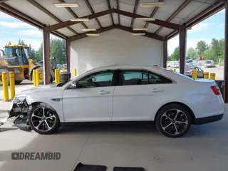 2015 Ford Taurus Limited with VIN 1FAHP2J81FG118224, listed as a IAAI auction lot 42402947 with 142,885 mi miles and . Bid and sale history available at DreamBid. Image 14.