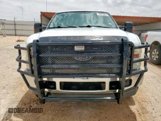 2010 Ford F-250 XL z VIN 1FTSX2B58AEA95811, wystawiony jako Copart lot #57290265 z przebiegiem 251 281 mil mil oraz Tytuł czysty. Historia ofert i sprzedaży dostępna na DreamBid. Obrazek 5.