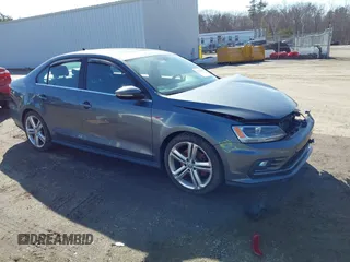 2016 Volkswagen Jetta GLI SE с VIN 3VW4S7AJ3GM291982, выставлен на аукционе IAAI как лот 41742958 с пробегом 135 825 миль миль и . История ставок и продаж доступна на DreamBid. Изображение 1.