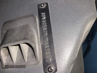 1986 Suzuki Samurai z VIN JS4JC51C4G4118117, wystawiony jako IAAI lot #41589925 z przebiegiem 70 607 mil mil oraz . Historia ofert i sprzedaży dostępna na DreamBid. Obrazek 12.