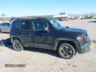 2017 Jeep Renegade Sport z VIN ZACCJBAB9HPG55849, wystawiony jako IAAI lot #41812704 z przebiegiem 132 597 mil mil oraz . Historia ofert i sprzedaży dostępna na DreamBid. Obrazek 14.