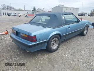 1985 Ford Mustang with VIN 1FABP27M5FF176417, listed as a IAAI auction lot 41937276 with 83,359 mi miles and . Bid and sale history available at DreamBid. Image 4.