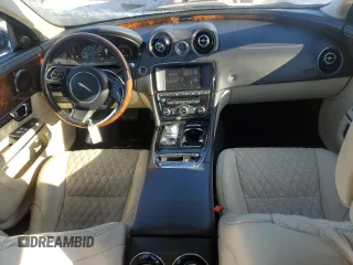 2016 Jaguar XJ Portfolio with VIN SAJWA2G78G8V94534, listed as a Copart auction lot 86926944 with 144,093 mi miles and Salvage title. Bid and sale history available at DreamBid. Image 8.