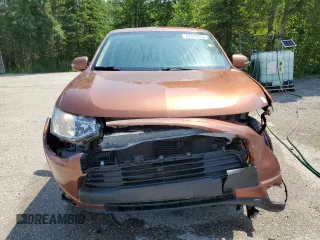 2014 Mitsubishi Outlander SE with VIN JA4JZ3AX3EZ601472, listed as a Copart auction lot 62324255 with 232,976 mi miles and Clean title. Bid and sale history available at DreamBid. Image 5.