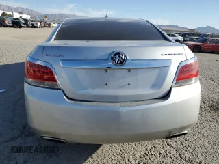 2013 Buick LaCrosse z VIN 1G4GA5E3XDF203438, wystawiony jako Copart lot #54271625 z przebiegiem 63 116 mil mil oraz Szkoda całkowita • Salvage title. Historia ofert i sprzedaży dostępna na DreamBid. Obrazek 6.