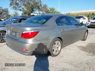 2009 BMW 5 Series 528i with VIN WBANU53569C122787, listed as a IAAI auction lot 41286237 with Not Provided miles and . Bid and sale history available at carsss.com. Image 4.