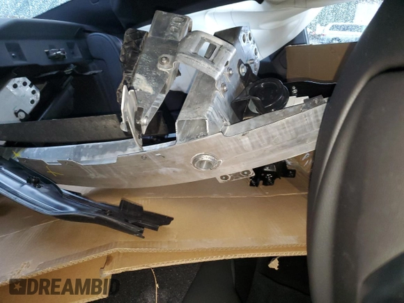 2024 BMW M4 Competition xDrive with VIN WBS43AZ01RCP38461, listed as a Copart auction lot 86757534 with Not provided miles and Salvage title. Bid and sale history available at DreamBid. Image 10.