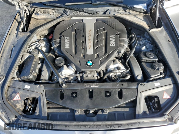2013 BMW 5 Series 550i xDrive with VIN WBAFU9C58DDY70388, listed as a Copart auction lot 78500474 with 38,005 mi miles and Clean Title. Bid and sale history available at carsss.com. Image 11.