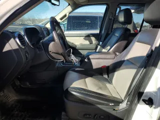 2008 Ford Explorer Sport Trac Limited z VIN 1FMEU53818UA20153, wystawiony jako Copart lot #47233745 z przebiegiem 238 960 mil mil oraz Nie do naprawy • Non repairable. Historia ofert i sprzedaży dostępna na DreamBid. Obrazek 7.