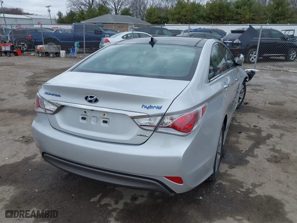 2015 Hyundai Sonata Hybrid Limited with VIN KMHEC4A45FA051854, listed as a IAAI auction lot 41853648 with 160,422 mi miles. Bid and sale history available at carsss.com. Image 4.