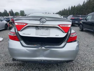 2015 Toyota Camry XLE with VIN 4T1BF1FK0FU028772, listed as a IAAI auction lot 42235029 with 75,285 mi miles and . Bid and sale history available at DreamBid. Image 6.