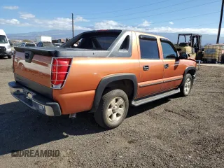 2004 Chevrolet Avalanche z VIN 3GNEC12T44G248898, wystawiony jako Copart lot #86504724 z przebiegiem 57 351 mil mil oraz Szkoda całkowita • Salvage title. Historia ofert i sprzedaży dostępna na DreamBid. Obrazek 3.