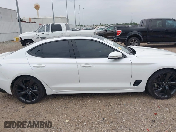 2023 Genesis G70 2.0T z VIN KMTG34TA1PU130245, wystawiony jako IAAI lot #41198085 z przebiegiem 21 483 mil mil oraz . Historia ofert i sprzedaży dostępna na DreamBid. Obrazek 14.