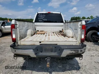 2018 Ford F-350 XL z VIN 1FT8X3BT7JEB52854, wystawiony jako Copart lot #54009315 z przebiegiem 155 297 mil mil oraz Szkody całkowita. Historia ofert i sprzedaży dostępna na DreamBid. Obrazek 6.