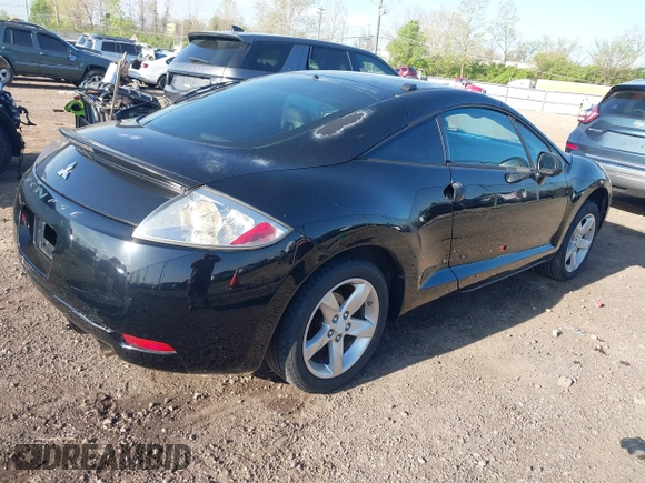 2008 Mitsubishi Eclipse GS z VIN 4A3AK24F78E007791, wystawiony jako IAAI lot #42094818 z przebiegiem 187 921 mil mil oraz . Historia ofert i sprzedaży dostępna na DreamBid. Obrazek 4.