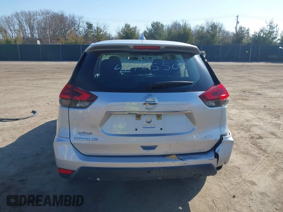 2018 Nissan Rogue SV with VIN KNMAT2MV1JP525946, listed as a IAAI auction lot 41785505 with 89,070 mi miles. Bid and sale history available at carsss.com. Image 17.