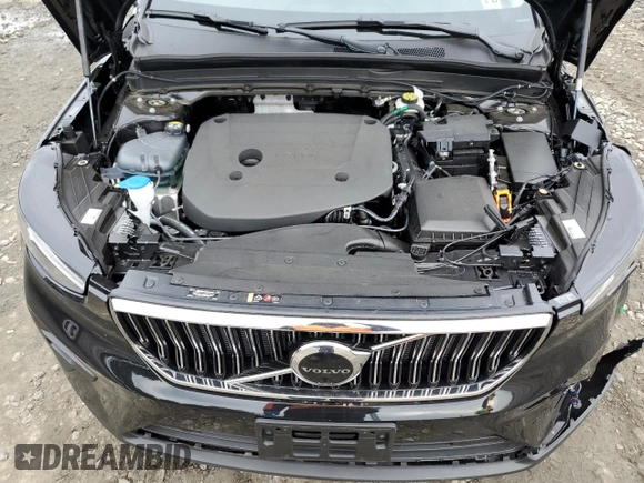 2024 Volvo XC40 с VIN YV4L12UF0R2313942, выставлен на аукционе Copart как лот 73662794 с пробегом Не указан миль и Списание • Salvage title. История ставок и продаж доступна на DreamBid. Изображение 12.