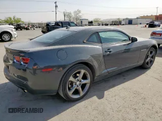 2013 Chevrolet Camaro LT with VIN 2G1FC1E31D9108870, listed as a Copart auction lot 61084435 with 142,670 mi miles and Salvage title. Bid and sale history available at DreamBid. Image 3.