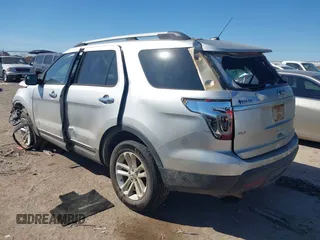 2013 Ford Explorer XLT z VIN 1FM5K7D84DGB26427, wystawiony jako IAAI lot #41696695 z przebiegiem Nie podano mil oraz . Historia ofert i sprzedaży dostępna na DreamBid. Obrazek 3.