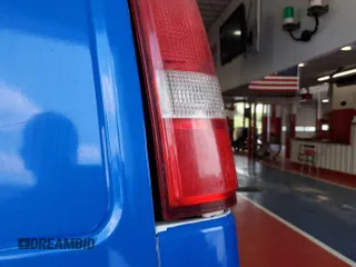 2017 Chevrolet Express Cargo с VIN 1GCWGAFF0H1275199, выставлен на аукционе IAAI как лот 42621702 с пробегом 171 974 миль миль и . История ставок и продаж доступна на DreamBid. Изображение 6.