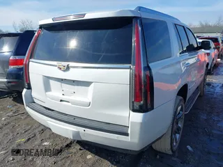 2017 Cadillac Escalade z VIN 1GYS4AKJ9HR233577, wystawiony jako IAAI lot #41524641 z przebiegiem 126 299 mil mil oraz . Historia ofert i sprzedaży dostępna na DreamBid. Obrazek 4.